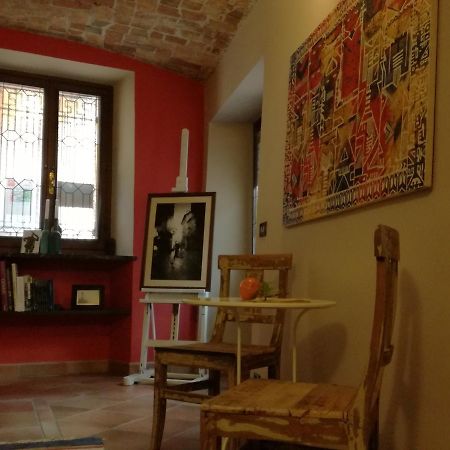 Casa Asso Di Coppe B&B アルバ エクステリア 写真