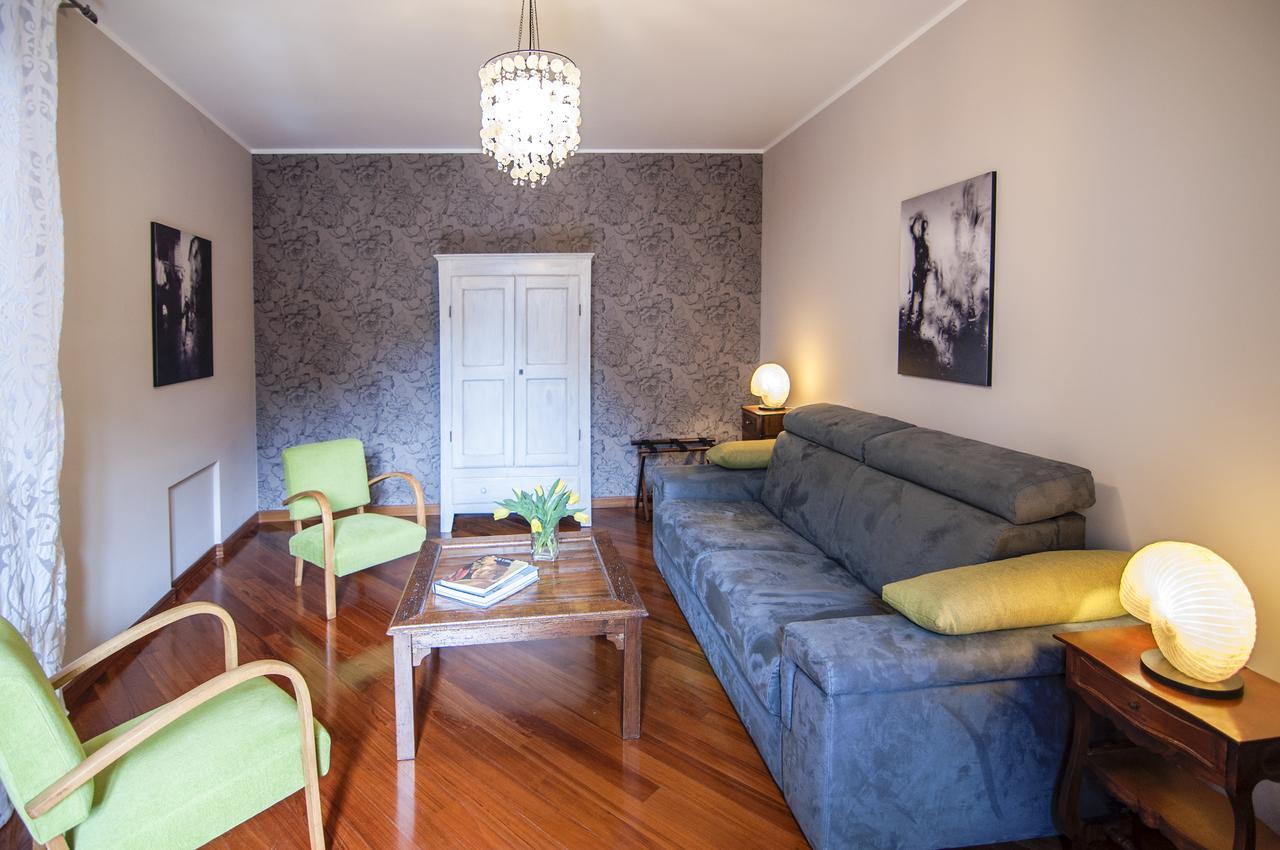 Casa Asso Di Coppe B&B アルバ エクステリア 写真