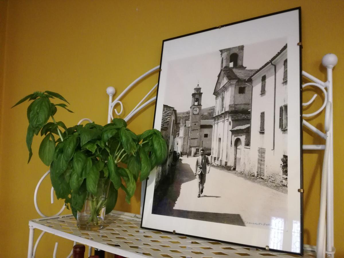 Casa Asso Di Coppe B&B アルバ エクステリア 写真